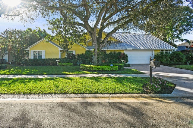 1 of 80 - 2388 Palm Harbor Dr, Palm Beach Gardens, FL