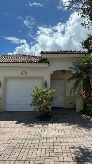 Photo of Listing #RX-11033591