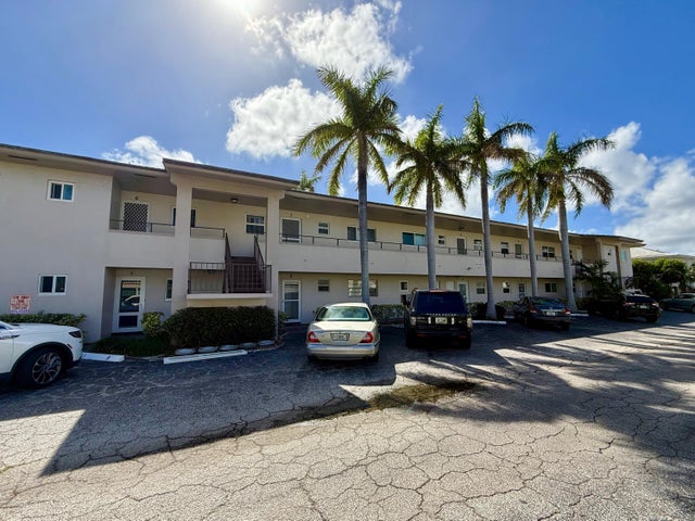 1 of 47 - 2601 S Ocean Boulevard #7, Boca Raton, FL