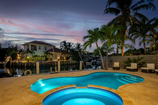 4 of 40 - 5533 Rico Dr, Boca Raton, FL