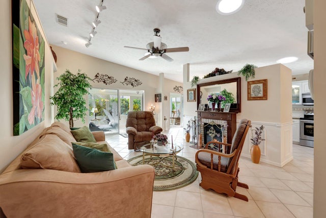 5 of 44 - 670 Senegal Ct, Fort Pierce, FL