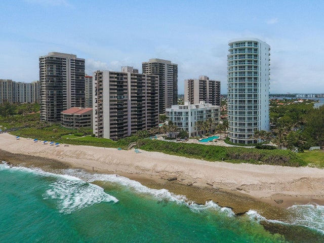 4 of 68 - 4600 N Ocean Drive #902, Riviera Beach, FL