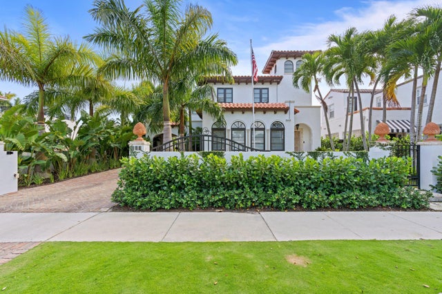 2 of 45 - 112 Roosevelt Pl, West Palm Beach, FL