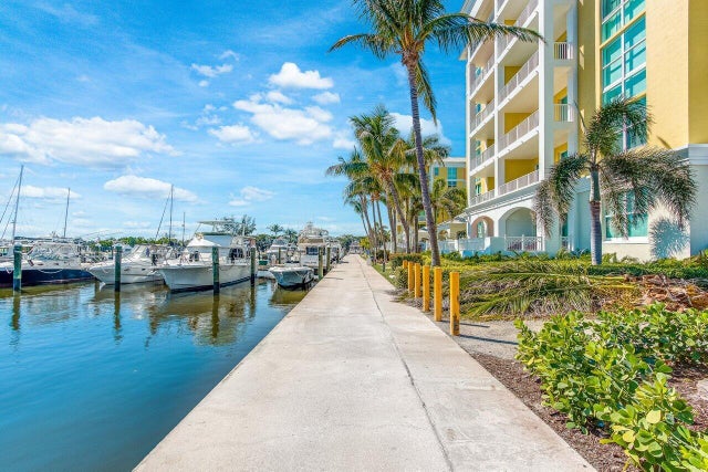 1 of 30 - 806 E Windward Wy #509, Lantana, FL