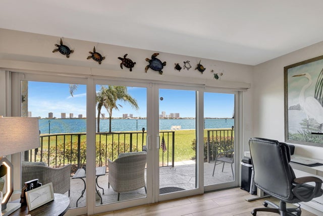 3 of 75 - 801 Lake Shore Drive #104, Lake Park, FL