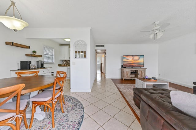 5 of 35 - 661 Monaco N, Delray Beach, FL