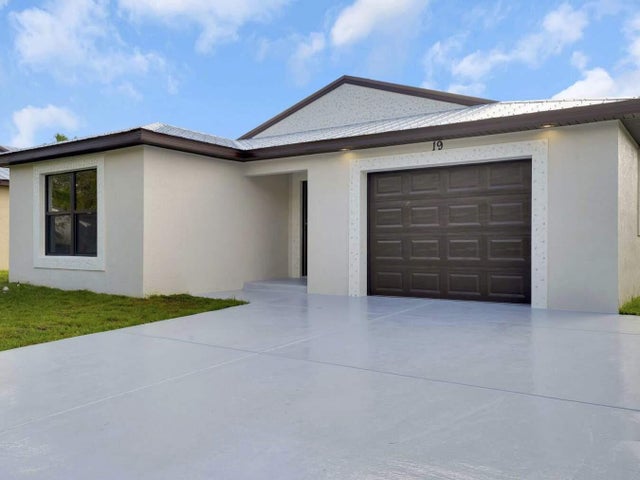 1 of 9 - 6114 Spanish Lakes Blvd, Fort Pierce, FL