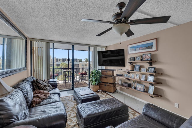 2 of 16 - 9 Royal Palm Way #4020, Boca Raton, FL