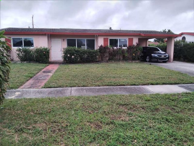 1 of 21 - 321 W 18th Street, Riviera Beach, FL