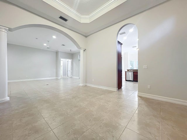 5 of 24 - 1237 River Reach Dr, Vero Beach, FL