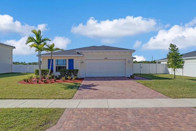 1 of 30 - 7578 Nw Deysbrook Lane, Port Saint Lucie, FL