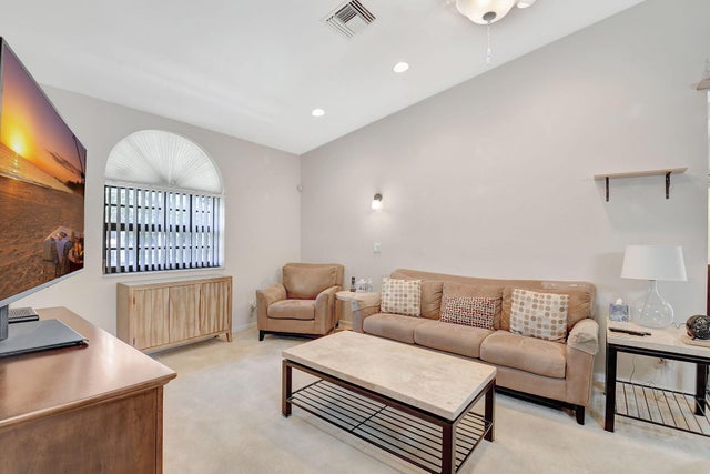 4 of 44 - 5415 Verona Dr #i, Boynton Beach, FL
