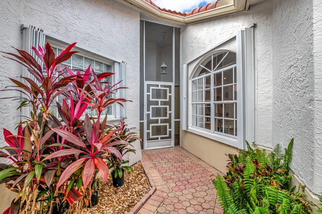 4 of 39 - 15465 Lake Magnolia Pl, Delray Beach, FL