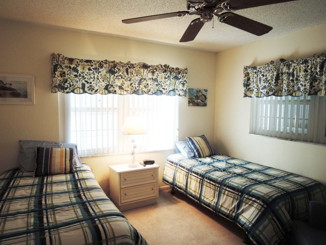 4 of 25 - 1230 S Lakes End Dr #a, Fort Pierce, FL