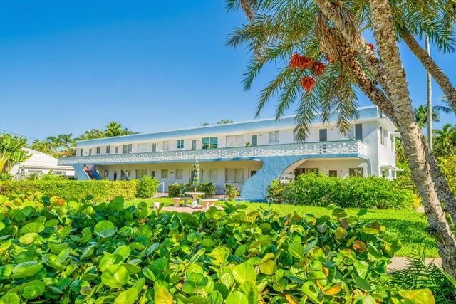 1006 Casuarina Road #11, Delray Beach