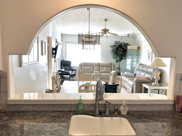3 of 25 - 7633 S Tahiti Lane #204, Lake Worth, FL