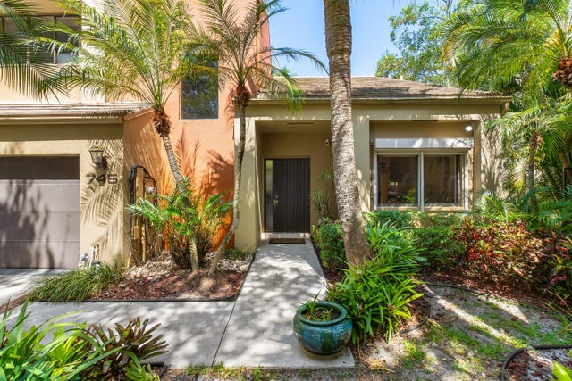 4 of 32 - 745 St Albans Drive, Boca Raton, FL