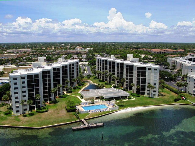 2 of 54 - 19800 Sandpointe Bay Dr #106, Jupiter, FL