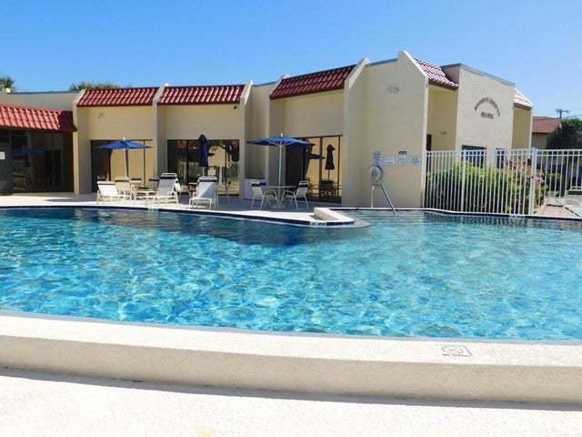 2 of 10 - 2050 Oleander Boulevard #11202, Fort Pierce, FL