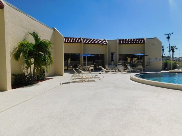 3 of 10 - 2050 Oleander Boulevard #11202, Fort Pierce, FL