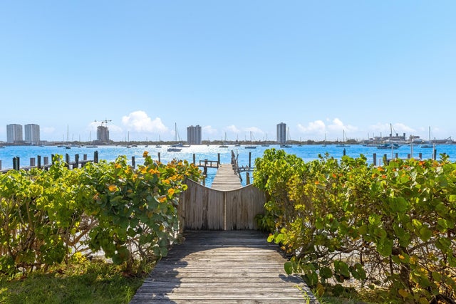 2 of 19 - 1246 N Lake Way, Palm Beach, FL