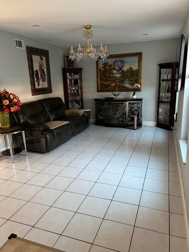 1 of 6 - 20 Laredo Place #2-1, Davie, FL