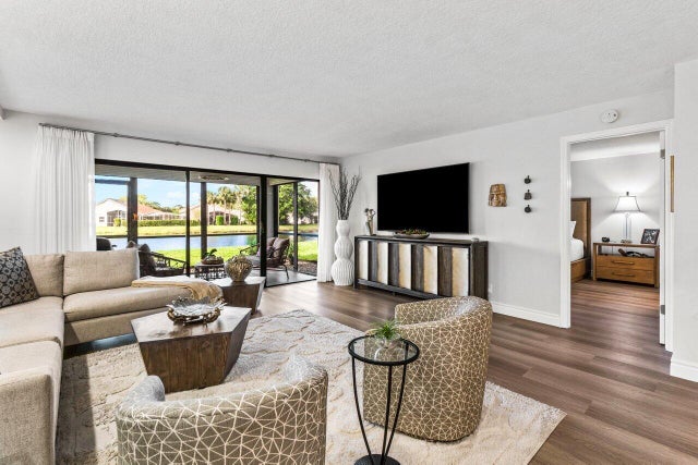 4 of 20 - 12871 Briarlake Drive #102, Palm Beach Gardens, FL