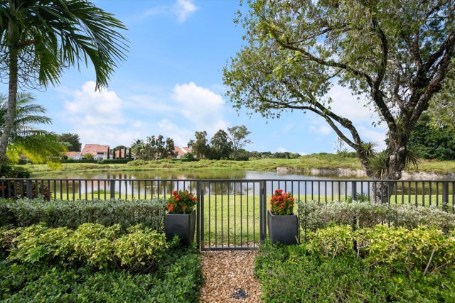 1 of 57 - 2523 Windsor Way Ct, Wellington, FL