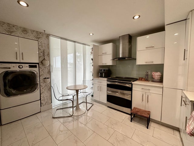 5 of 48 - 2816 N 46th Avenue #j682, Hollywood, FL