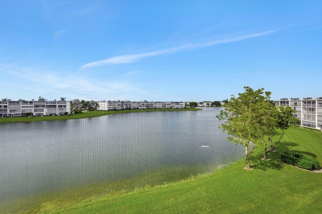 2 of 22 - 4089 Guildford #e, Boca Raton, FL