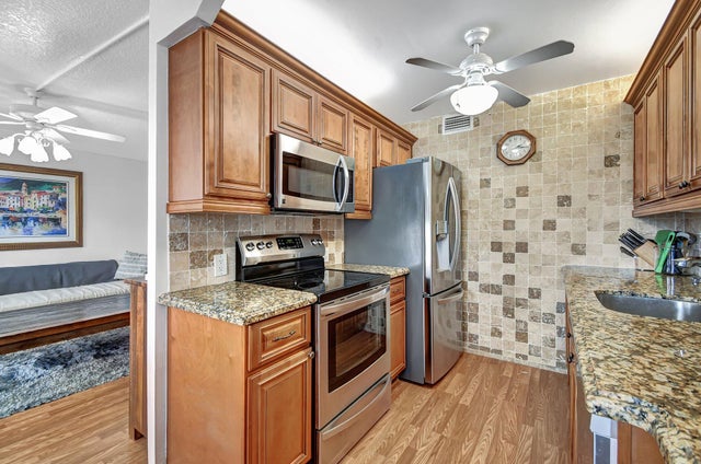 5 of 22 - 4089 Guildford #e, Boca Raton, FL