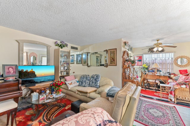 5 of 30 - 862 Normandy R, Delray Beach, FL