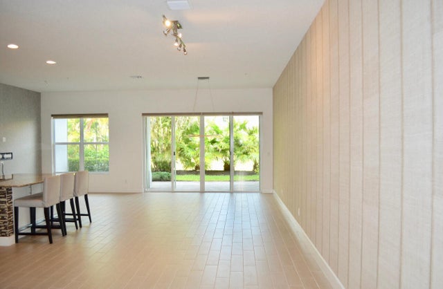 5 of 28 - 22954 Clear Echo 30 Drive #30, Boca Raton, FL