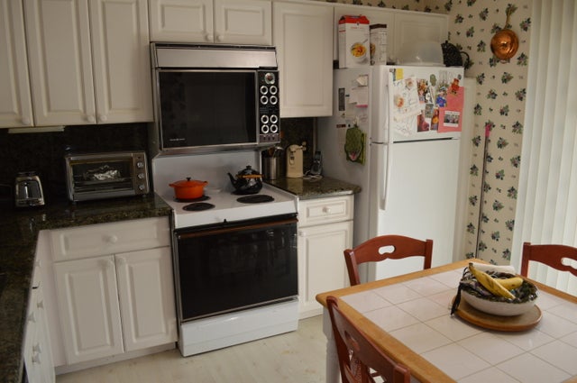4 of 10 - 7 Bay Cedar Ct, Royal Palm Beach, FL