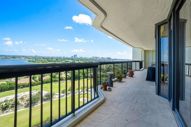 2 of 67 - 1900 Consulate Place #1702, West Palm Beach, FL