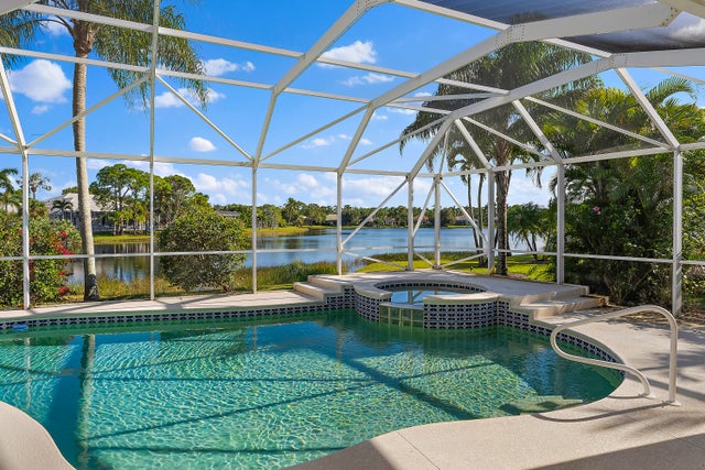 2 of 33 - 8037 Se Woodlake Lane, Hobe Sound, FL