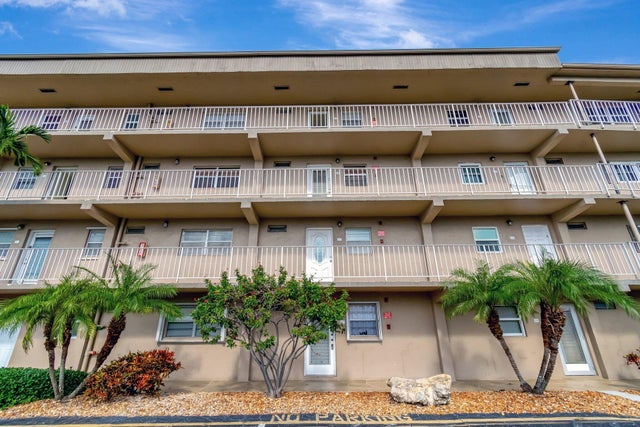 2 of 46 - 2300 Ne 1st Lane #307, Boynton Beach, FL