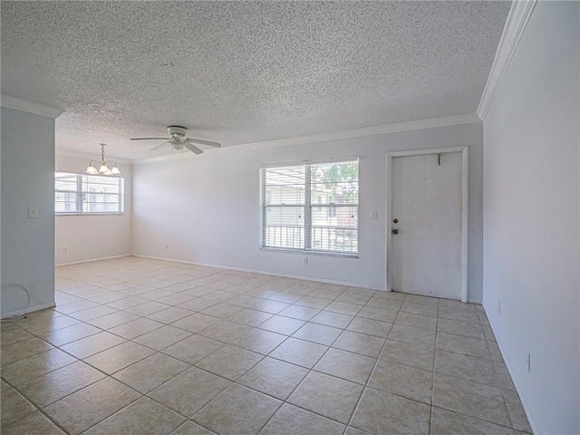 2 of 35 - 28 Pine Arbor Lane #206, Vero Beach, FL
