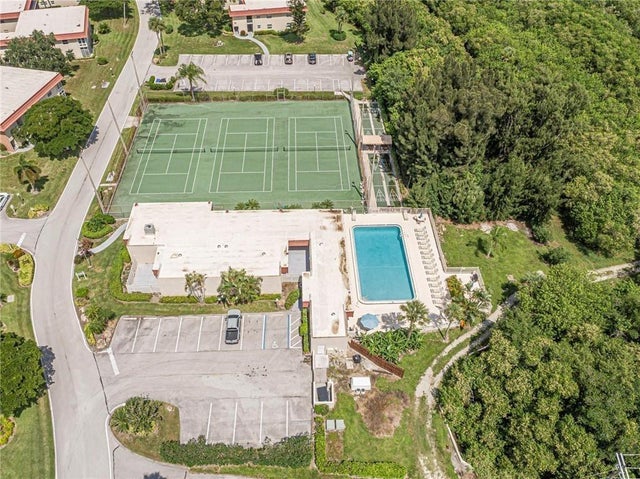 3 of 35 - 28 Pine Arbor Lane #206, Vero Beach, FL