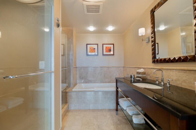 3 of 41 - 3800 N Ocean Dr #901, Singer Island, FL