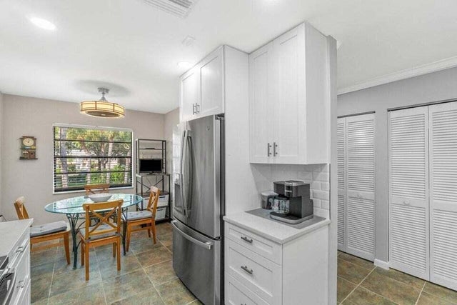 5 of 43 - 25 Stratford Drive #d, Boynton Beach, FL
