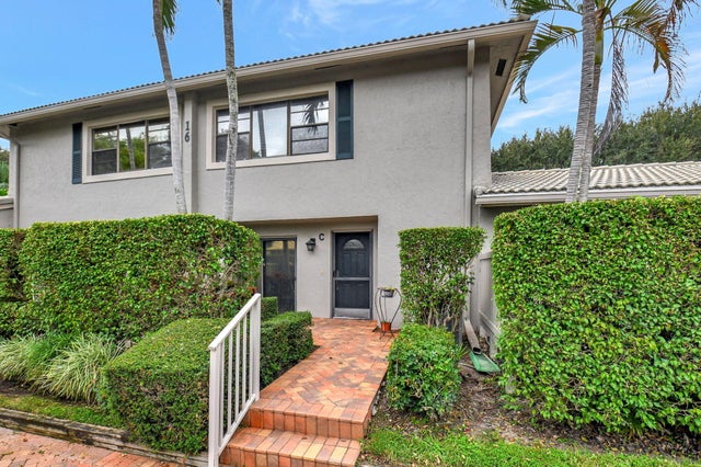 2 of 64 - 16 Stratford Drive #c, Boynton Beach, FL