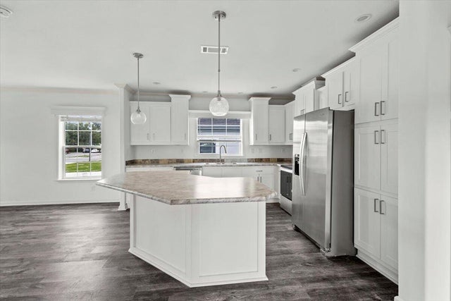 2 of 25 - 805 Avenue B, Fort Pierce, FL