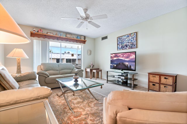 5 of 18 - 12019 W Greenway Drive #205, Royal Palm Beach, FL