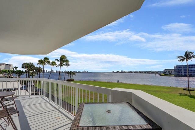 2 of 28 - 115 Lakeshore Dr #247, North Palm Beach, FL