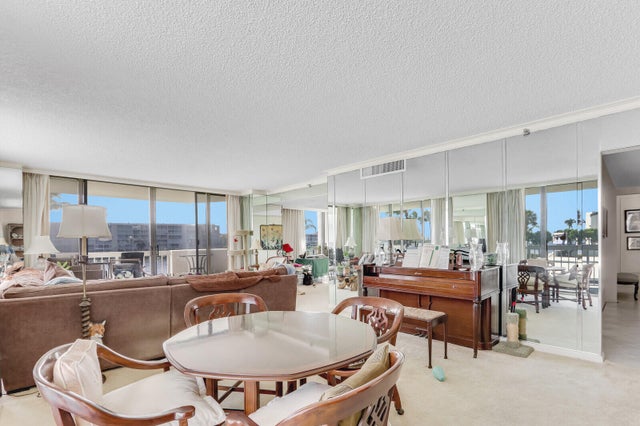 5 of 28 - 115 Lakeshore Dr #247, North Palm Beach, FL