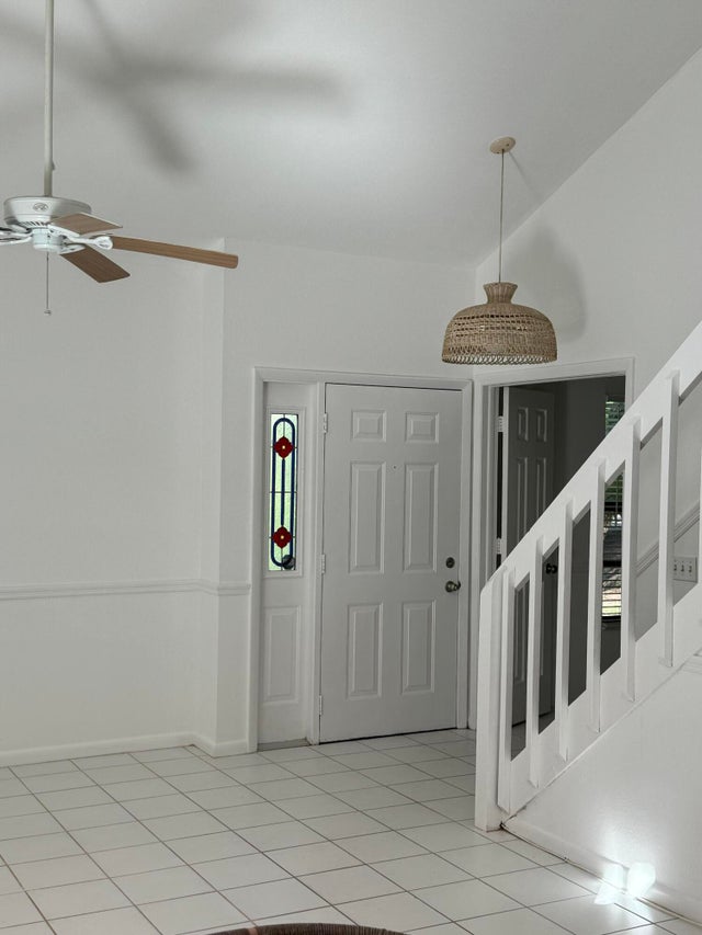 5 of 29 - 429 N Cypress Dr #c, Tequesta, FL