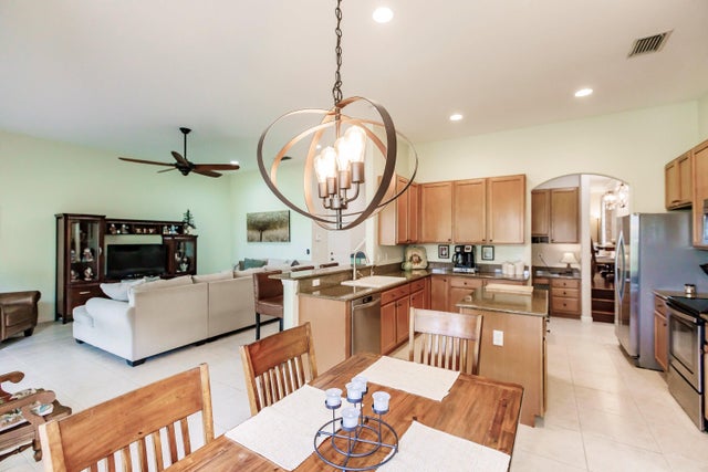 5 of 22 - 8503 Portobello Lane, Palm Beach Gardens, FL