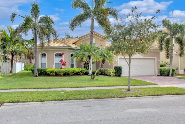 1 of 54 - 5532 Spanish River Rd, Fort Pierce, FL