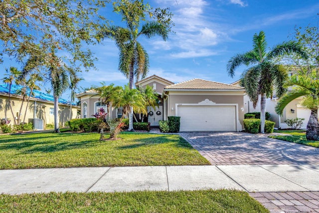 3 of 54 - 5532 Spanish River Rd, Fort Pierce, FL